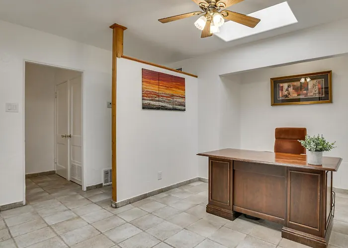 Walkable Uptown Gem! 3 Mi To Mtns Preserve *