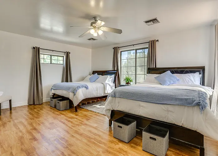 Ferienhaus Walkable Uptown Gem! 3 Mi To Mtns Preserve