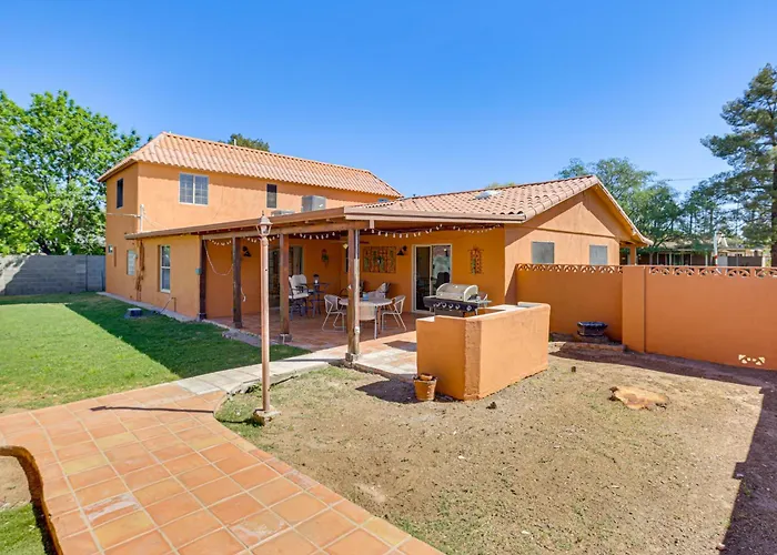 Ferienhaus Walkable Uptown Gem! 3 Mi To Mtns Preserve